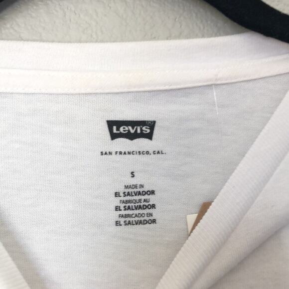 Women’s Levi’s Logo tee - Picture 5 of 7